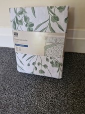 Brand New Green Floral