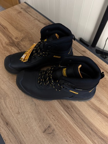 Dewalt newark waterproof - dewalt,