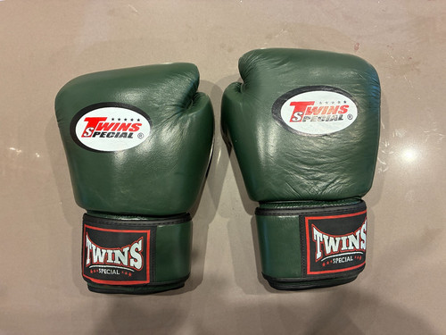 Twins special olive - olive, 16oz