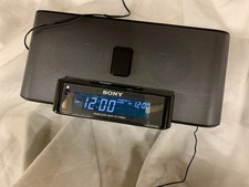 Sony Dream Machine FM/AM Alarm Clock Radio ICF-C1iPMK2 iPod Docking Station.