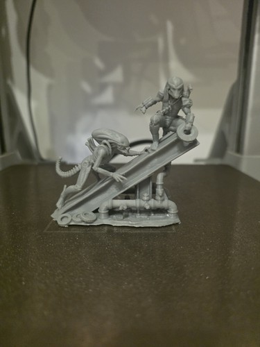 Alien predator model - alien,