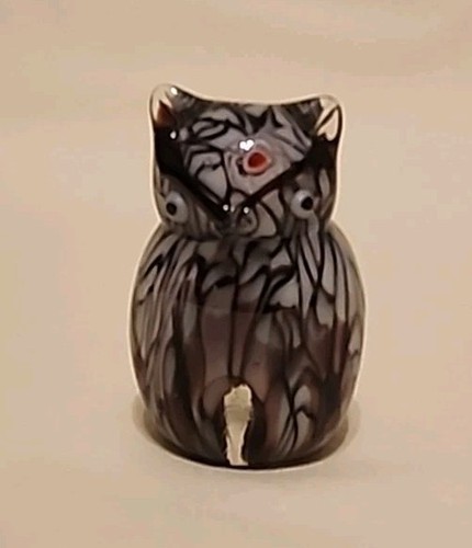 Art glass owl paper weight - glass,