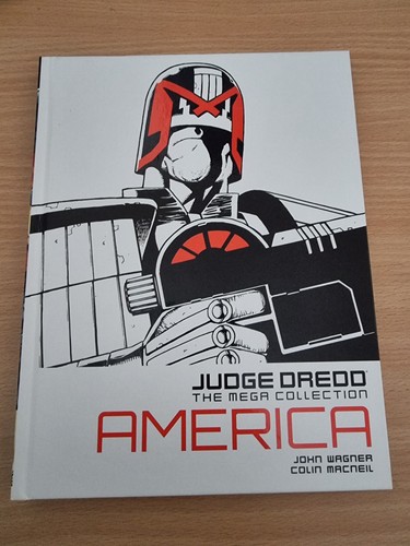 Judge dredd the mega - dredd,