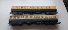 Hornby Pair Of GWR Coaches