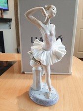 Stunning Lladro Ballerina