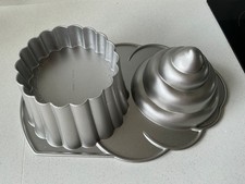 Nordic Ware The Great Cup Cake