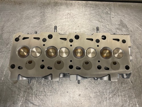 Reconditioned cylinder head - head, vw