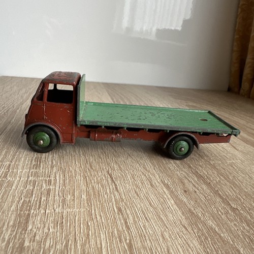 Dinky 512 guy - 512,