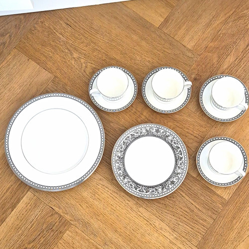 Wedgwood contrasts bone china - wedgwood,