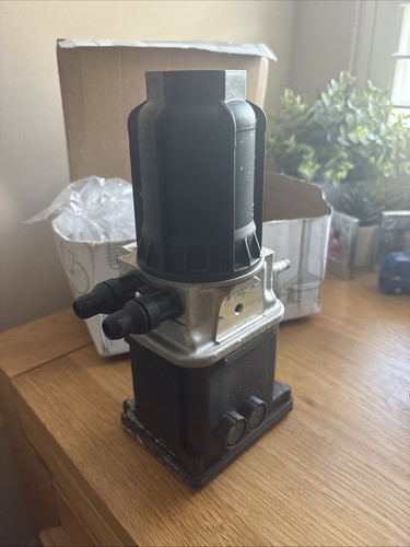 Mercedes actros blue pump - ad,