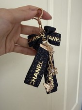 Chanel gold tone navy bow - tone,