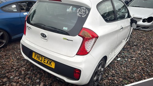 Kia picanto breaking for - breaking,