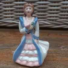 NOW 1/2 PRICE Wade BEAUTY &