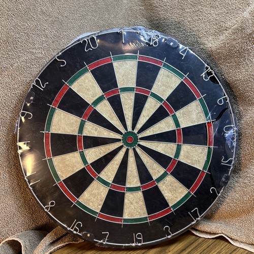 Dartboard dart board - 18",