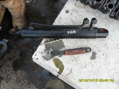 Jcb hydraulic ram - ram, closed