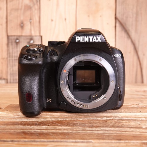 Faulty pentax k50 camera - faulty,