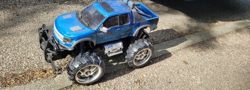 Huge truck ford f150 raptor - ford,