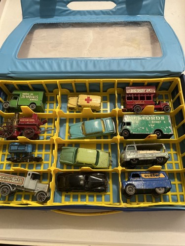 Vintage carry case with - case, 12