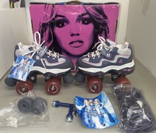 Britney Spears Skechers Retro
