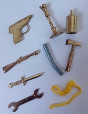 FULL SET OF 9 WEAPONS FROM