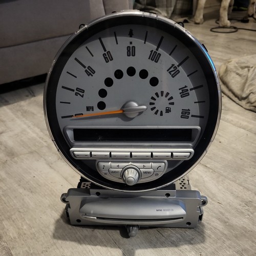 Mini speedo radio player - speedo,