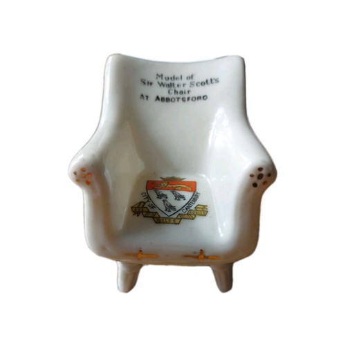 Whs norfolk crested ware - &,