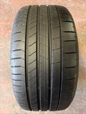 X1 255 35 19 Pirelli P Zero MO
