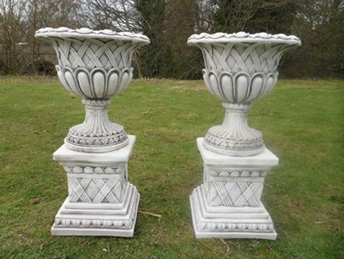 Classic weave pots - pots, plinths