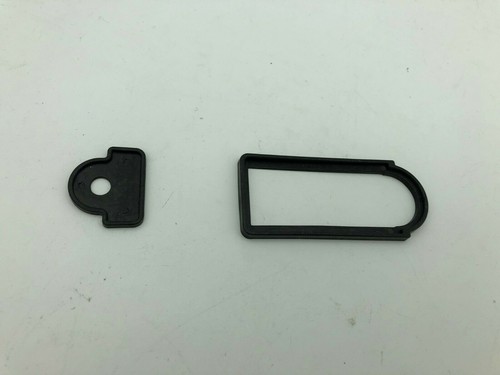 Door handle gasket seals