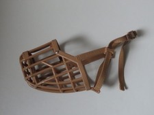 Baskerville classic dog muzzle beige size 8 very good condition