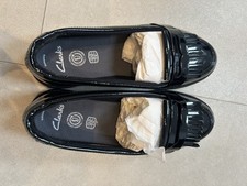Clarks Black Leather School Shoes Girls Size 5.5 G