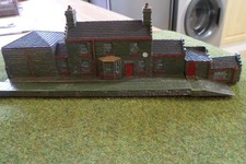 n gauge Penny Station