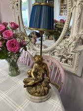 LARGE VINTAGE GILDED PLASTER CHERUB TABLE LAMP WITH PLEATED SHADE