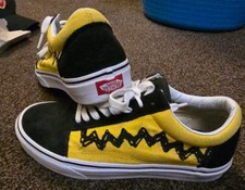 Vans Old Skool X Peanuts Charlie Brown Size UK 7 Black & Yellow