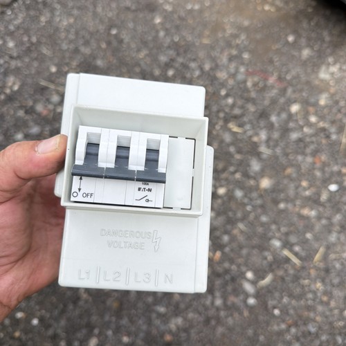 Eaton 100 amp main switch - eaton,