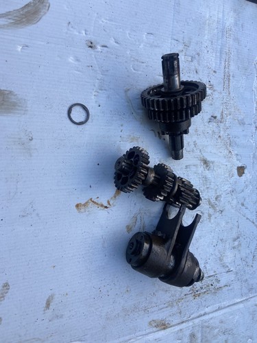 Honda c70 engine - 6v,
