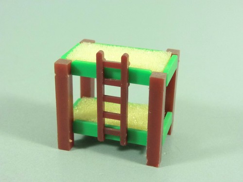 Toy bunk bed - toy:,