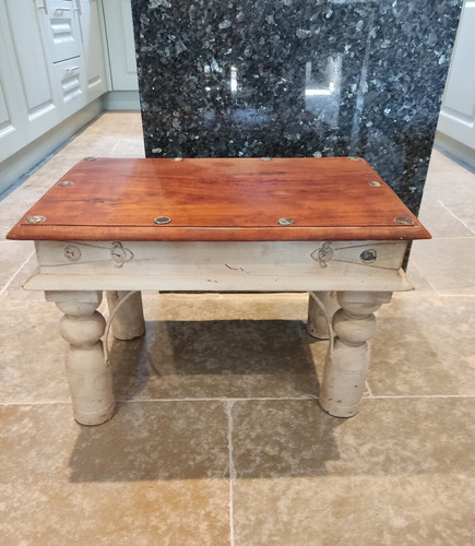 Thakat sheesham coffee table - sheesham,