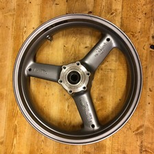 Triumph ST 955 Sprint  front wheel silver/grey