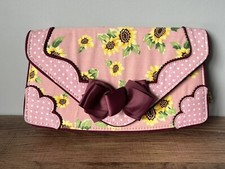 IRREGULAR CHOICE PINK