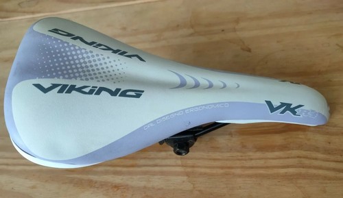 Viking saddle white purple - r4,