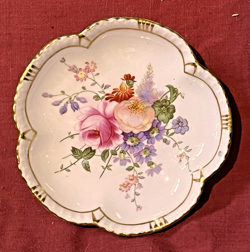 Royal crown derby posies - crown,