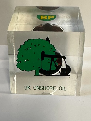 Onshore oil acrylic - bp,