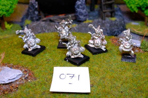 Metal squig hoppers - x,