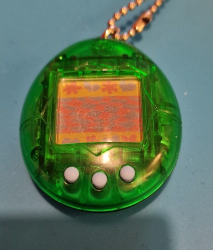 Rare vintage 1997 tamagotchi - 1997,