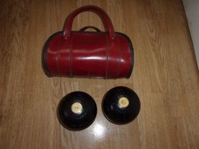 Pair vintage crown green bowls and case.each 1145g