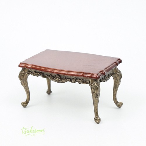 Miniatures scale - 1:12,