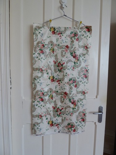 Vintage glazed chintz fabric