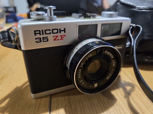 Ricoh 35mm film camera - 35mm,