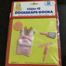 Vintage Small Dolls Clothes